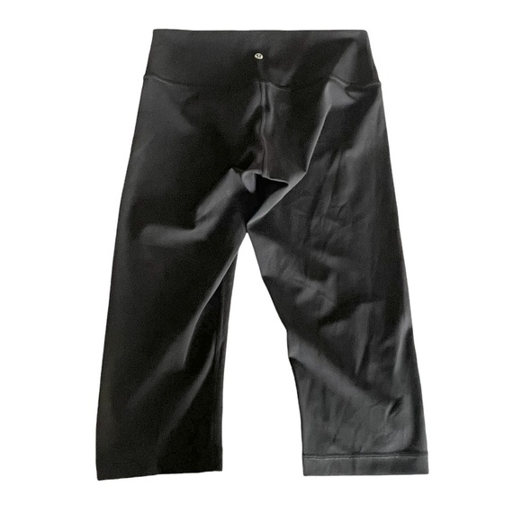 LULULEMON Black Cropped Leggings 10 - Picture 1 of 12